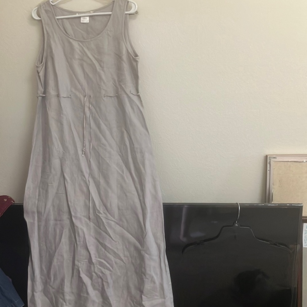 FINAL MARKDOWN Jessica Holbrook dress medium